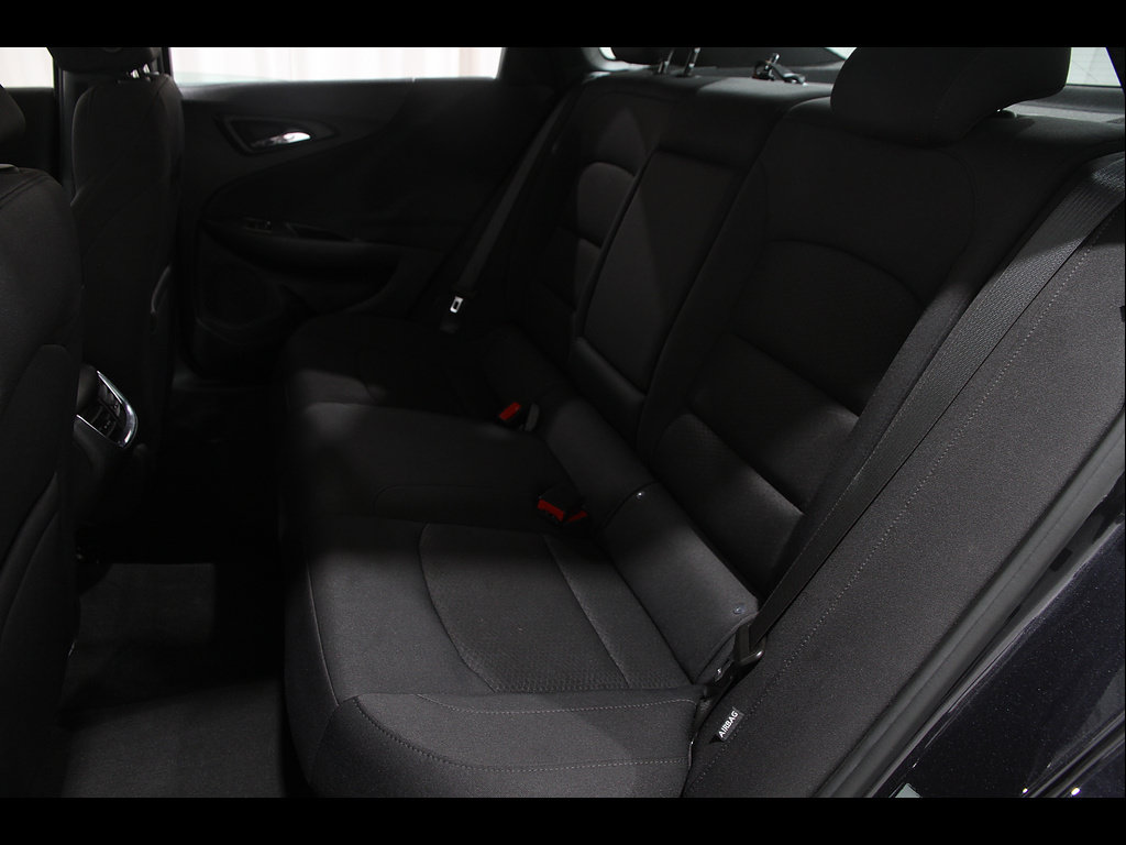 Used 2022 Chevrolet Malibu LT FWD image 17