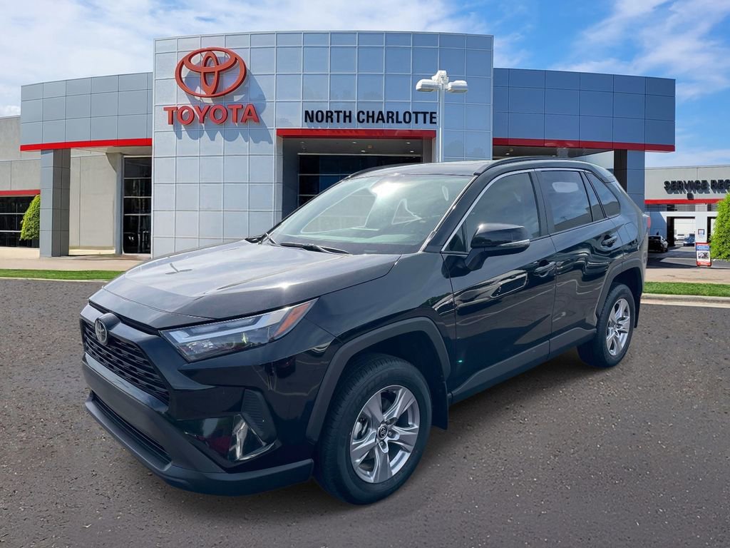 Used 2025 Toyota RAV4 XLE w/ Convenience Package image 6