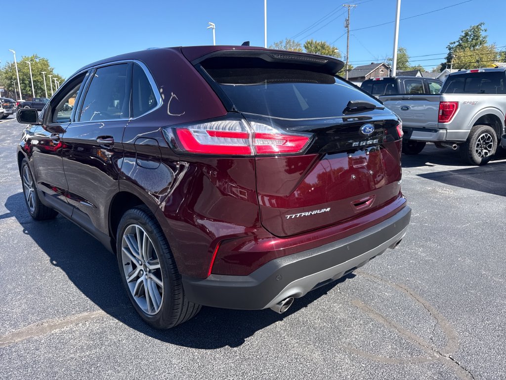Used 2024 Ford Edge Titanium w/ Equipment Group 301A AWD/4WD image 11