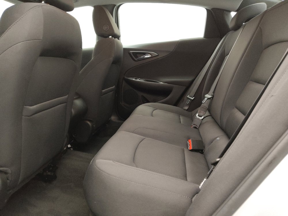 Used 2021 Chevrolet Malibu LS FWD image 18