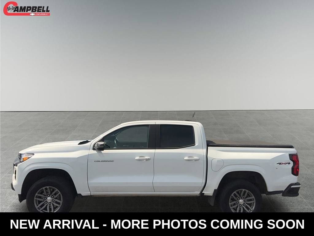 Used 2023 Chevrolet Colorado LT image 2