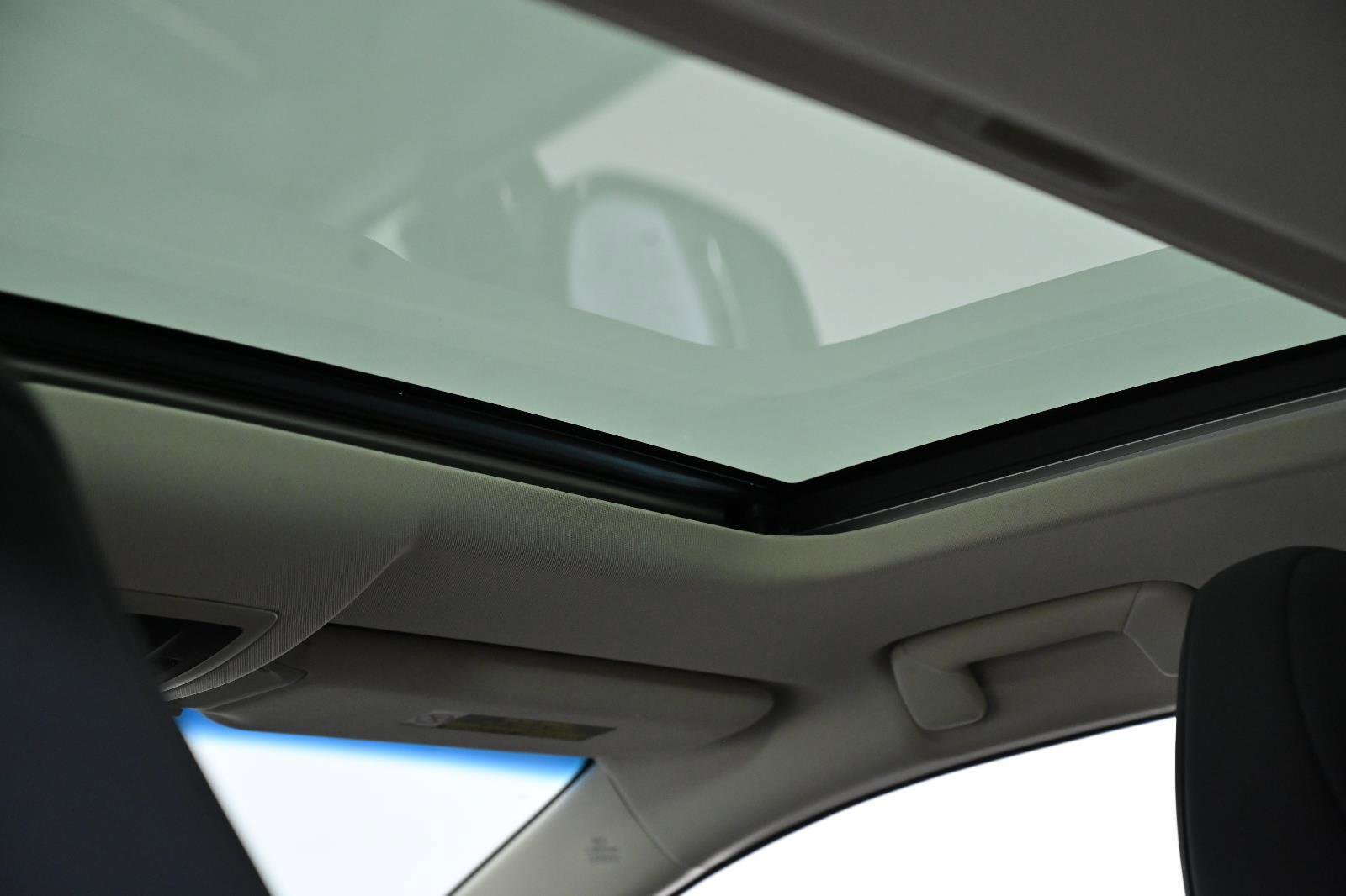 Used 2018 Lexus NX 300h AWD w/ Premium Package image 32