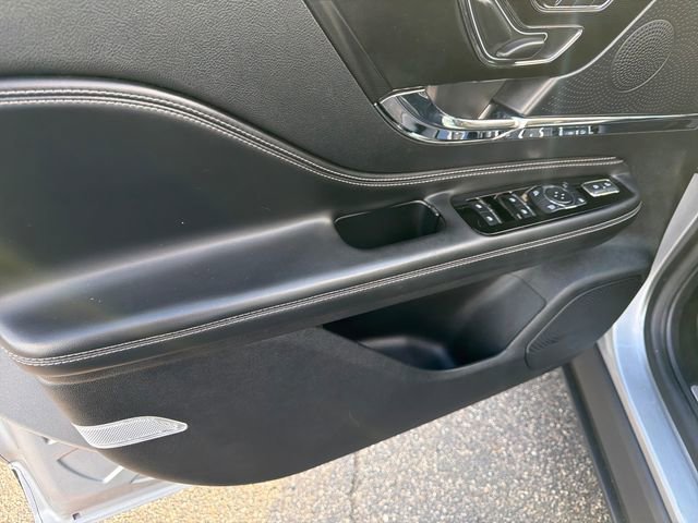 Certified 2024 Lincoln Corsair AWD image 15