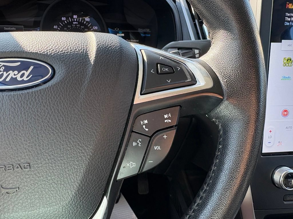 Used 2022 Ford Edge SEL w/ Sport Appearance Package AWD/4WD image 19