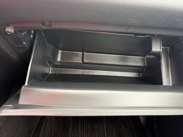 Used 2020 Ford Explorer XLT w/ Equipment Group 202A image 33