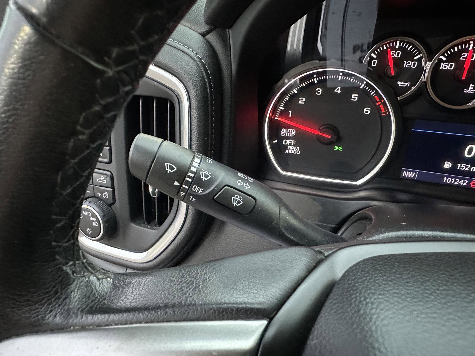 Used 2021 Chevrolet Silverado 1500 LT Trail Boss w/ Convenience Package II image 24