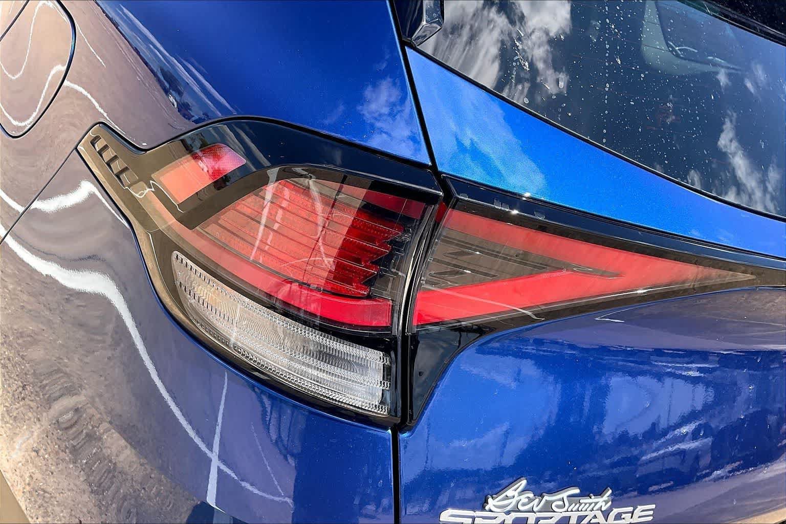 Certified 2025 Kia Sportage EX w/ Premium Package FWD image 30