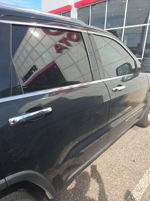 Used 2020 Jeep Grand Cherokee Limited RWD image 9