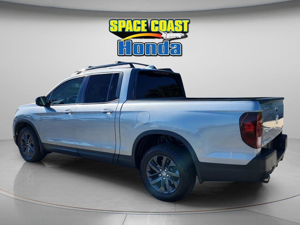 Used 2023 Honda Ridgeline Sport image 11