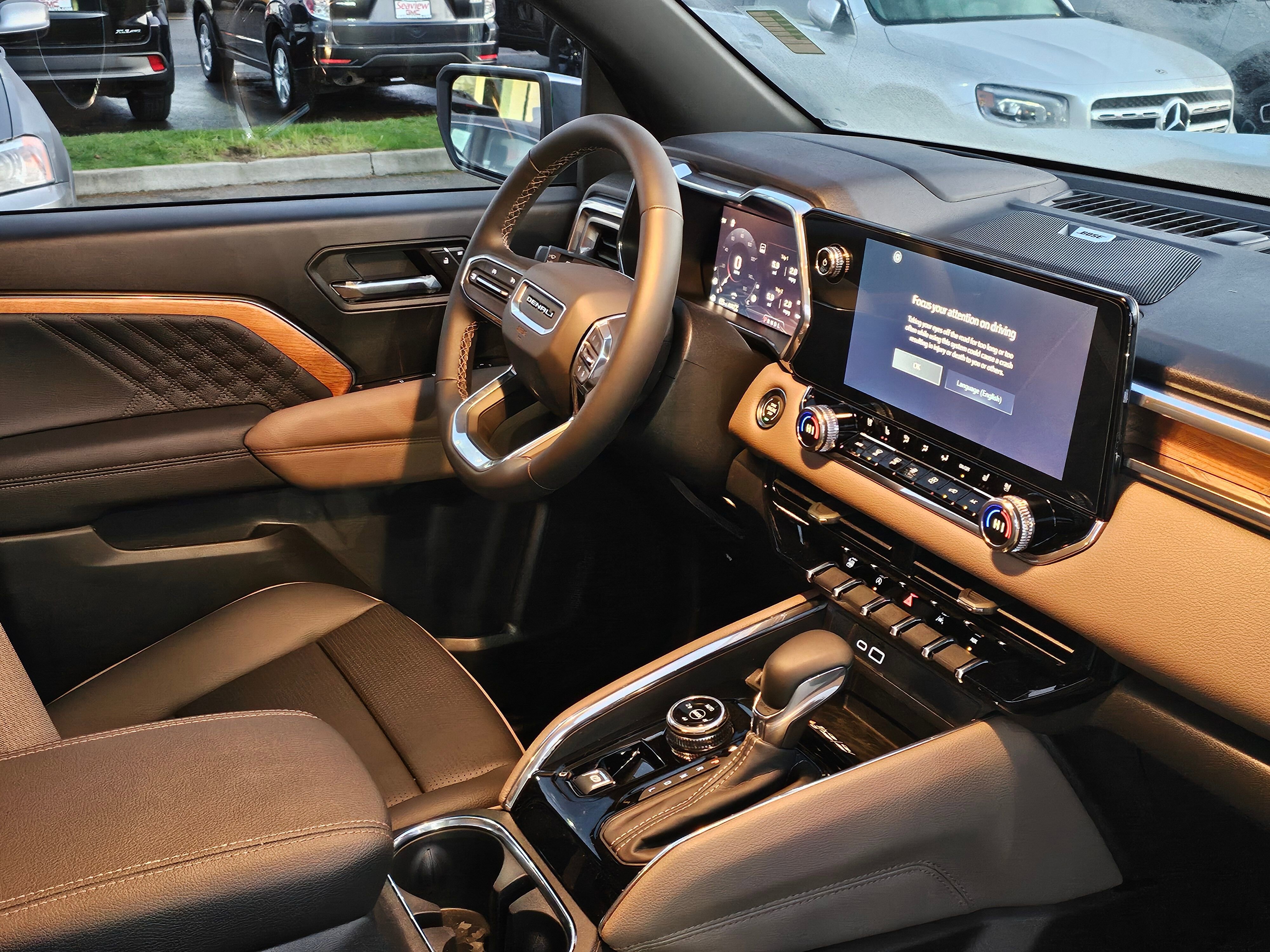 New 2026 GMC Canyon Denali image 10