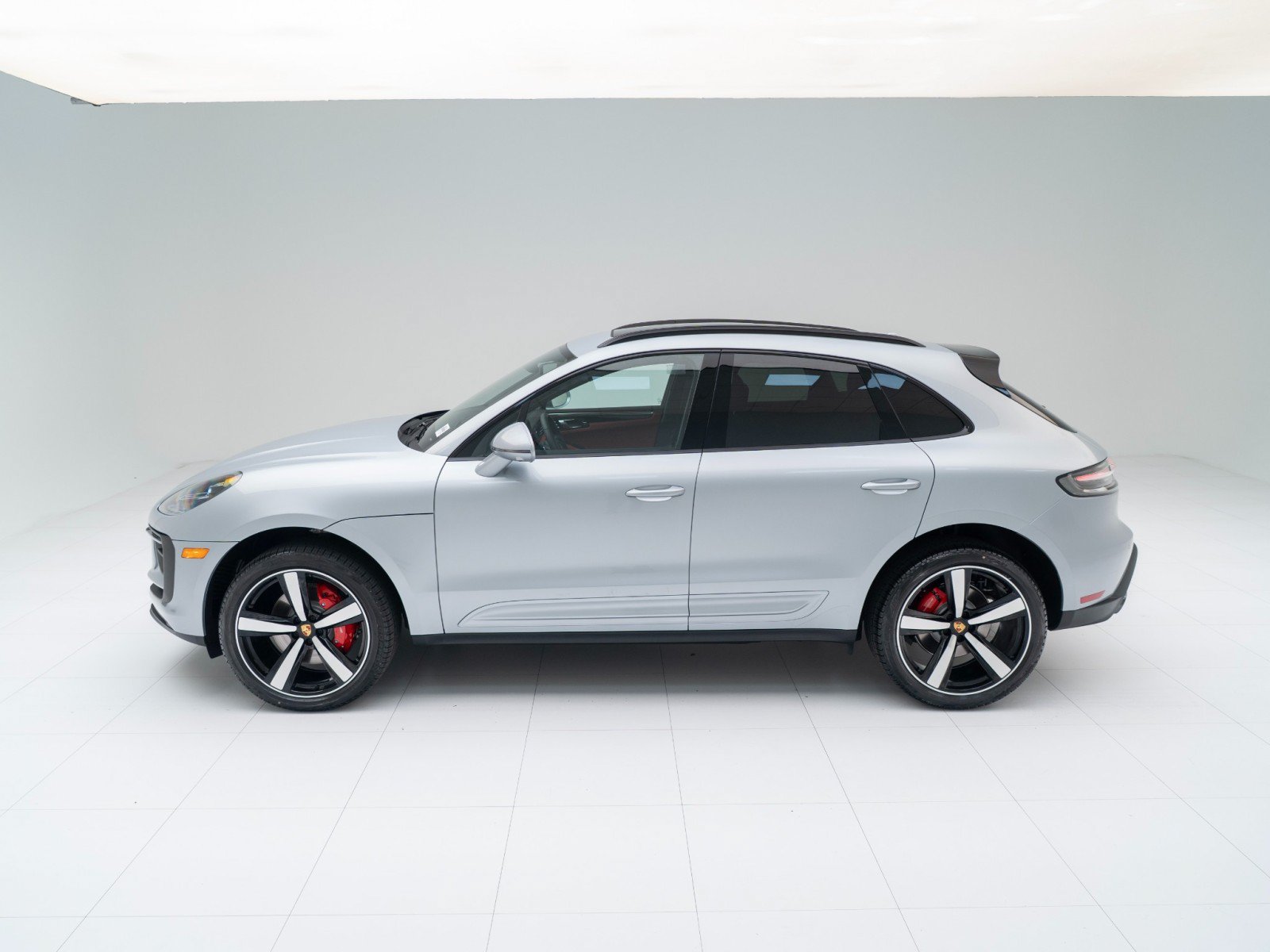 New 2026 Porsche Macan S AWD/4WD image 2