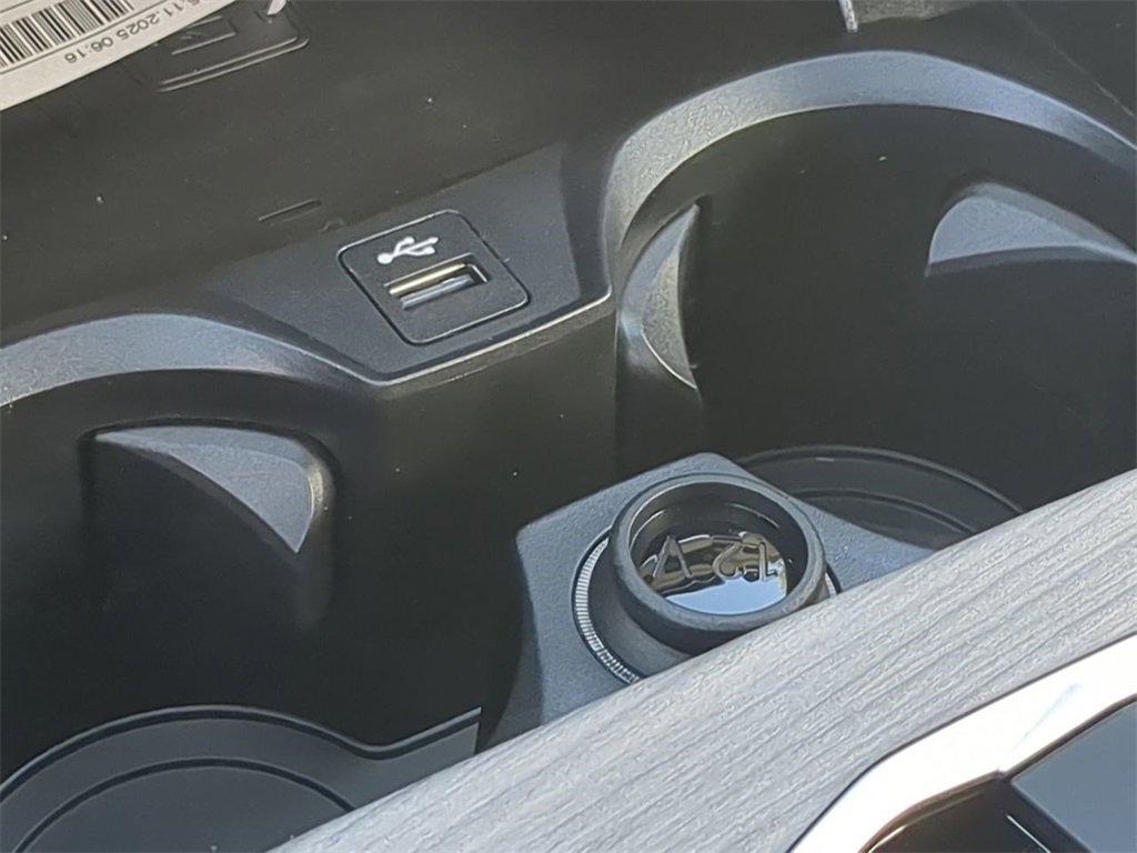 New 2026 BMW 330i 330i w/ Premium Package image 21