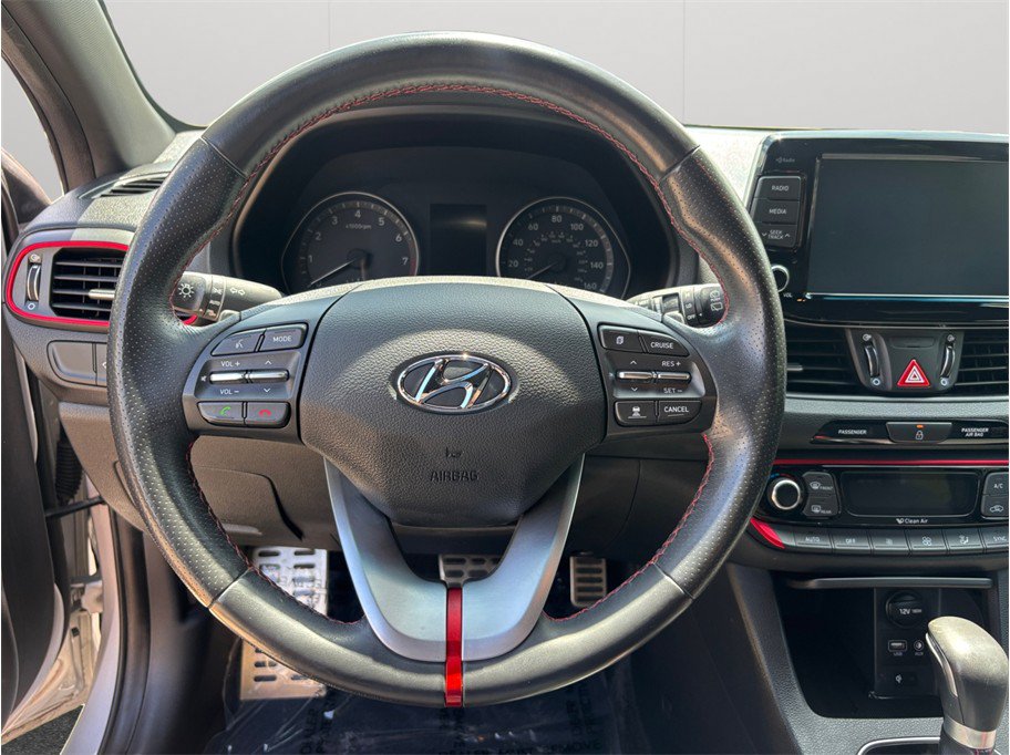 Used 2018 Hyundai Elantra GT Sport w/ Sport Tech Package 04 FWD image 22