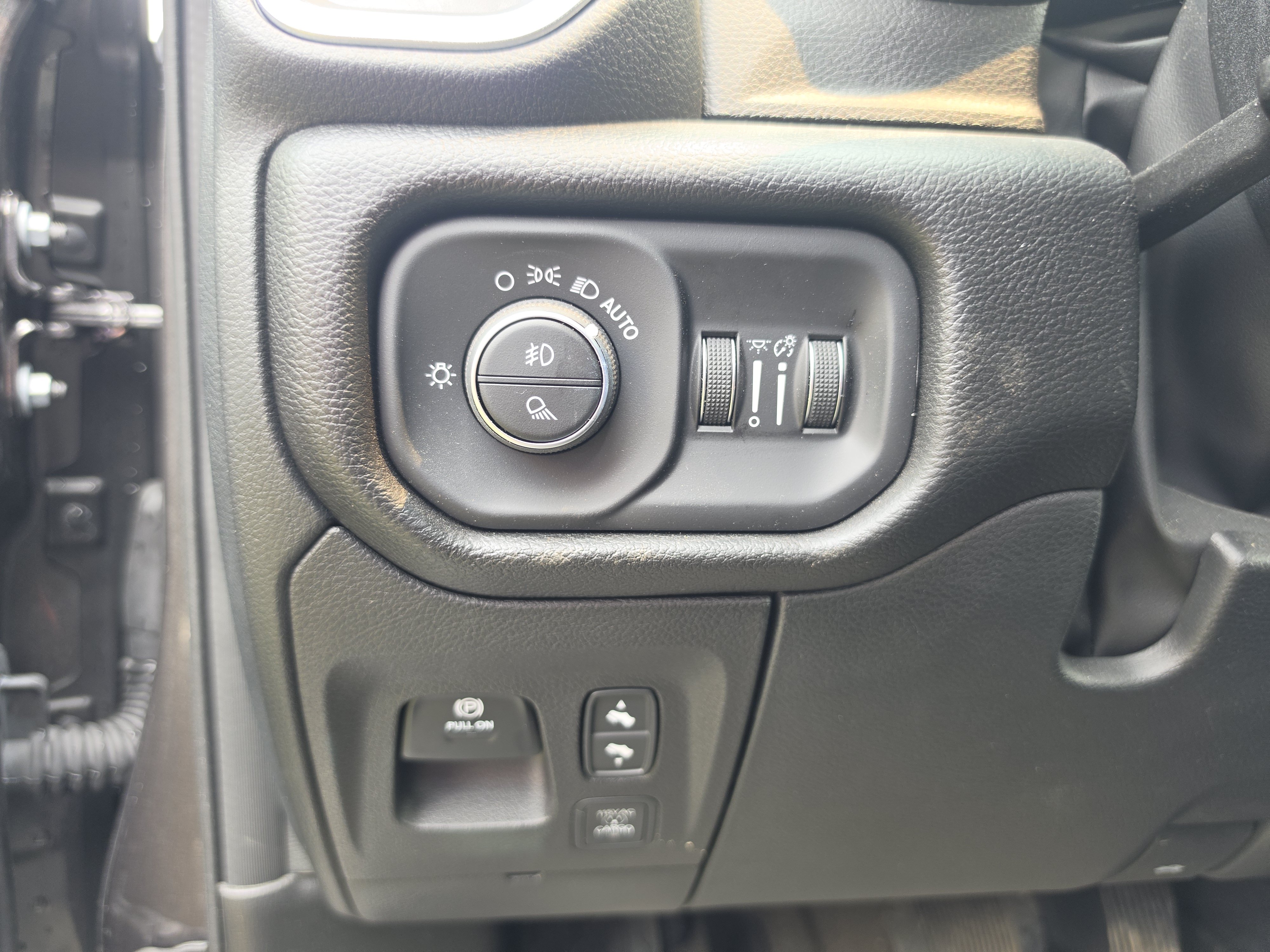 Used 2026 RAM 1500 Laramie w/ Bed Utility Group AWD/4WD image 19