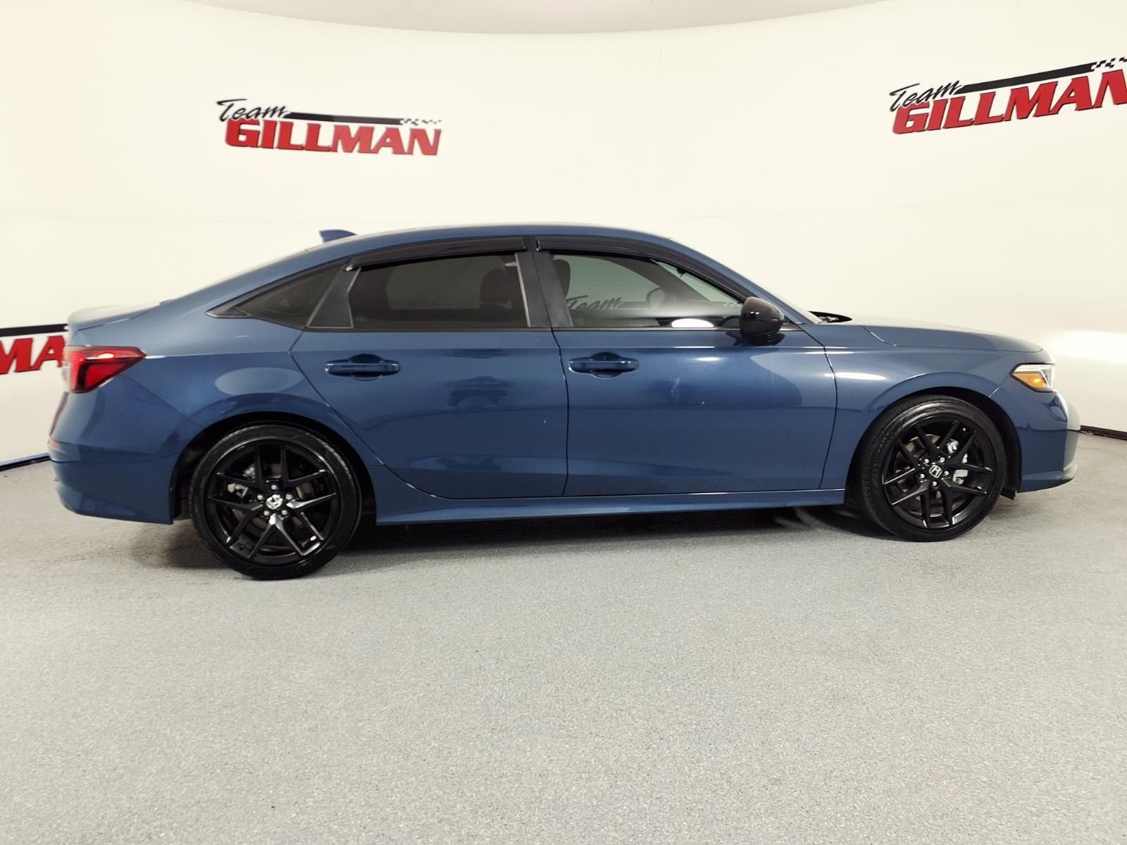 Used 2025 Honda Civic Sport image 5