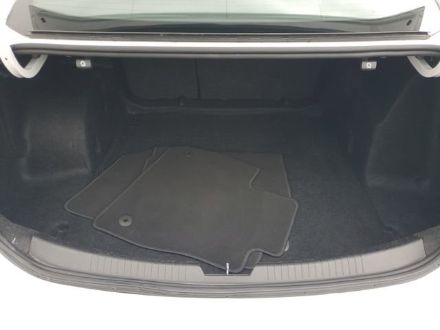 Used 2024 Chevrolet Malibu LT image 9