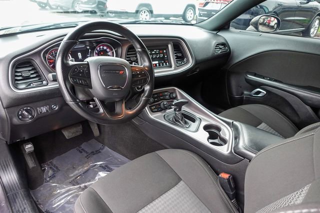 Used 2022 Dodge Challenger GT image 12