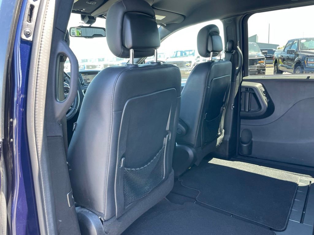 Used 2012 Dodge Grand Caravan R/T w/ Safety Sphere Group FWD image 45