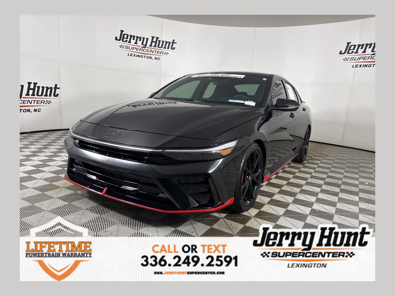 Used 2025 Hyundai Elantra N image 1