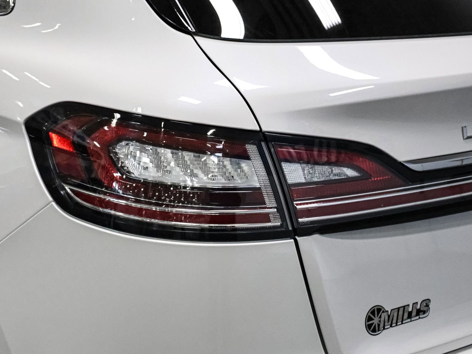 Certified 2022 Lincoln Nautilus AWD w/ Premium Package image 15