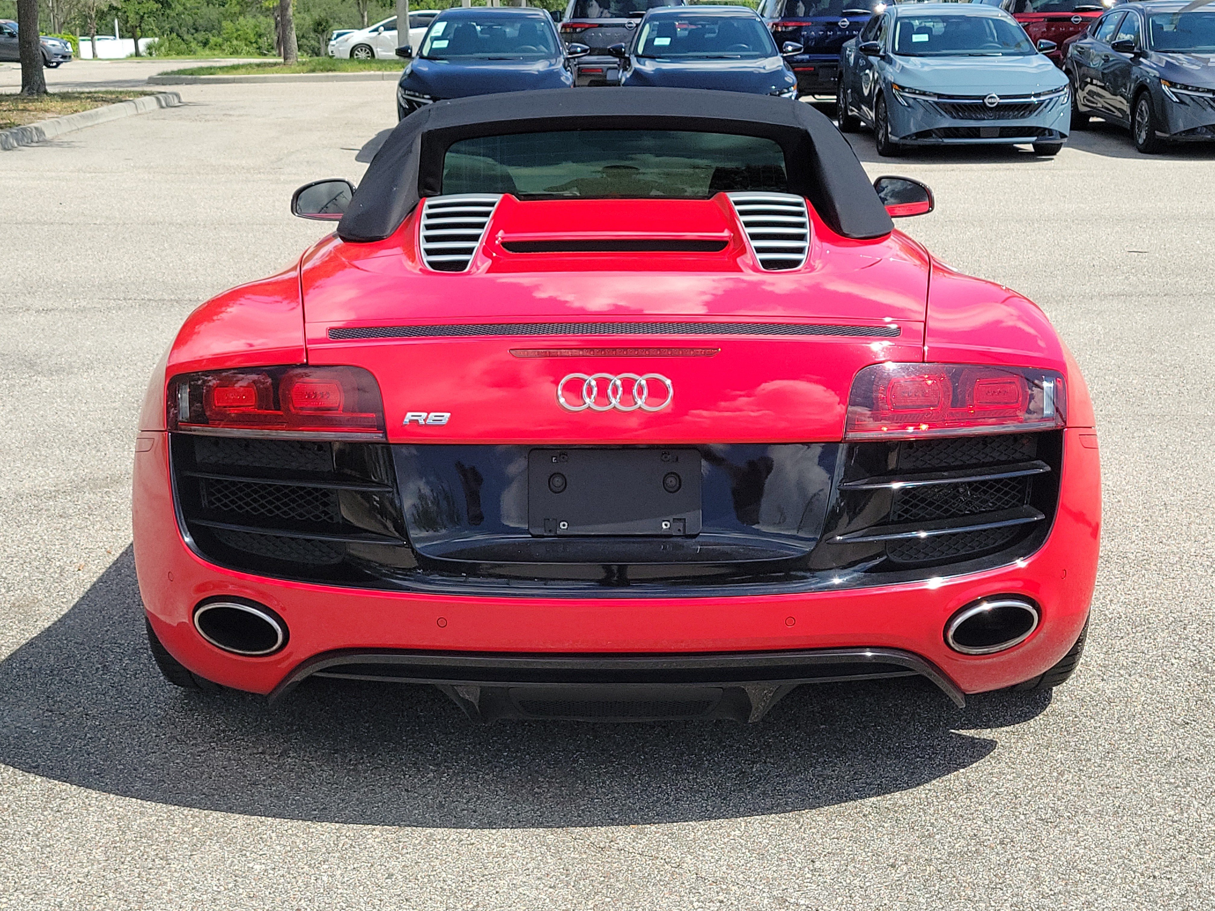 Used 2011 Audi R8 V10 AWD/4WD image 6