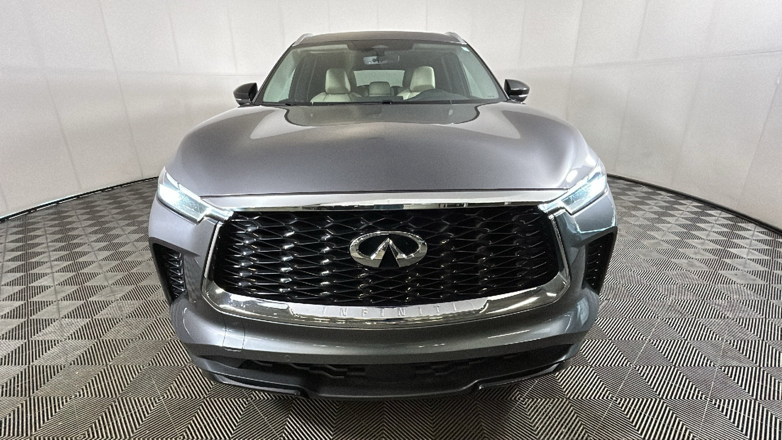 Used 2024 INFINITI QX60 Luxe AWD/4WD image 7