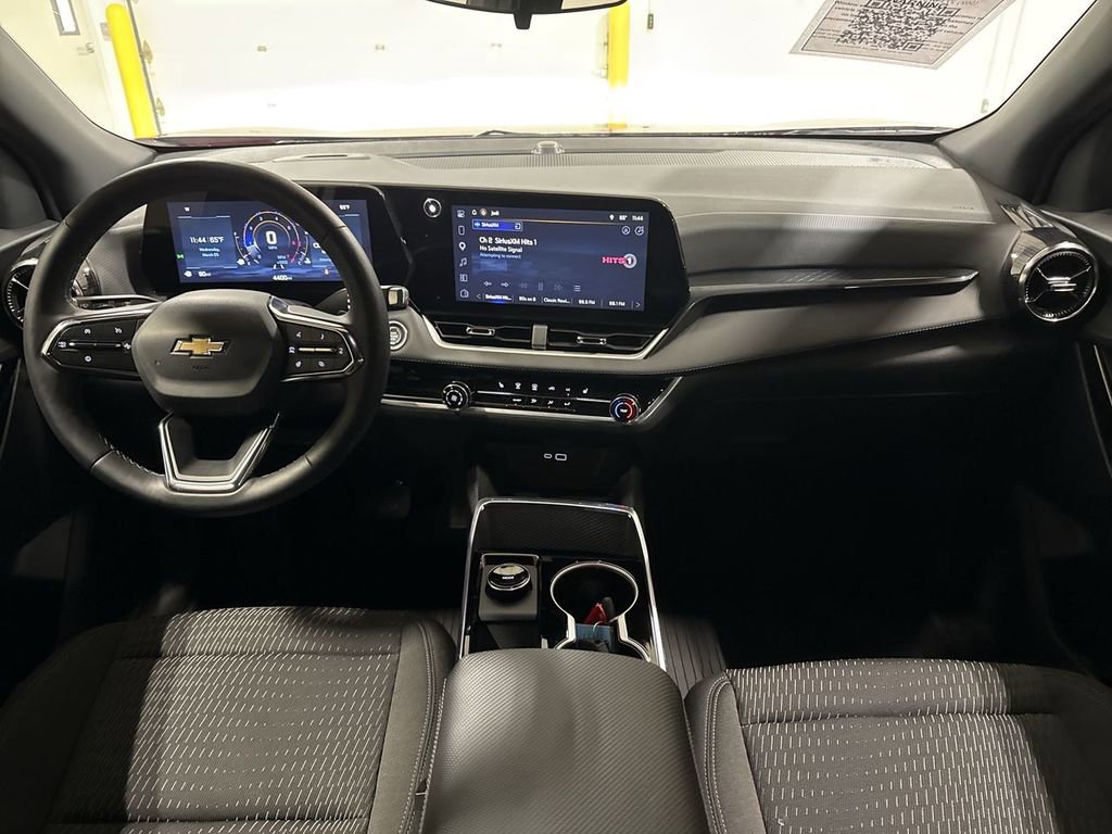 Used 2026 Chevrolet Equinox LT image 10