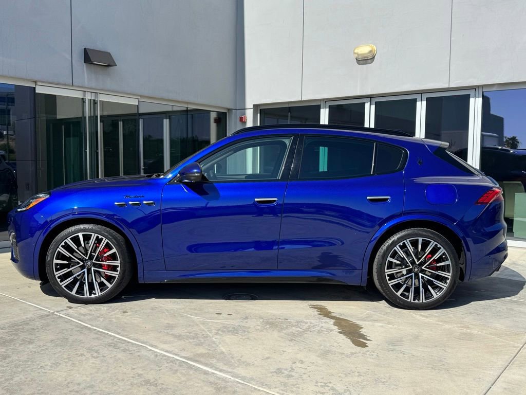 Used 2023 Maserati Grecale Modena AWD/4WD image 4