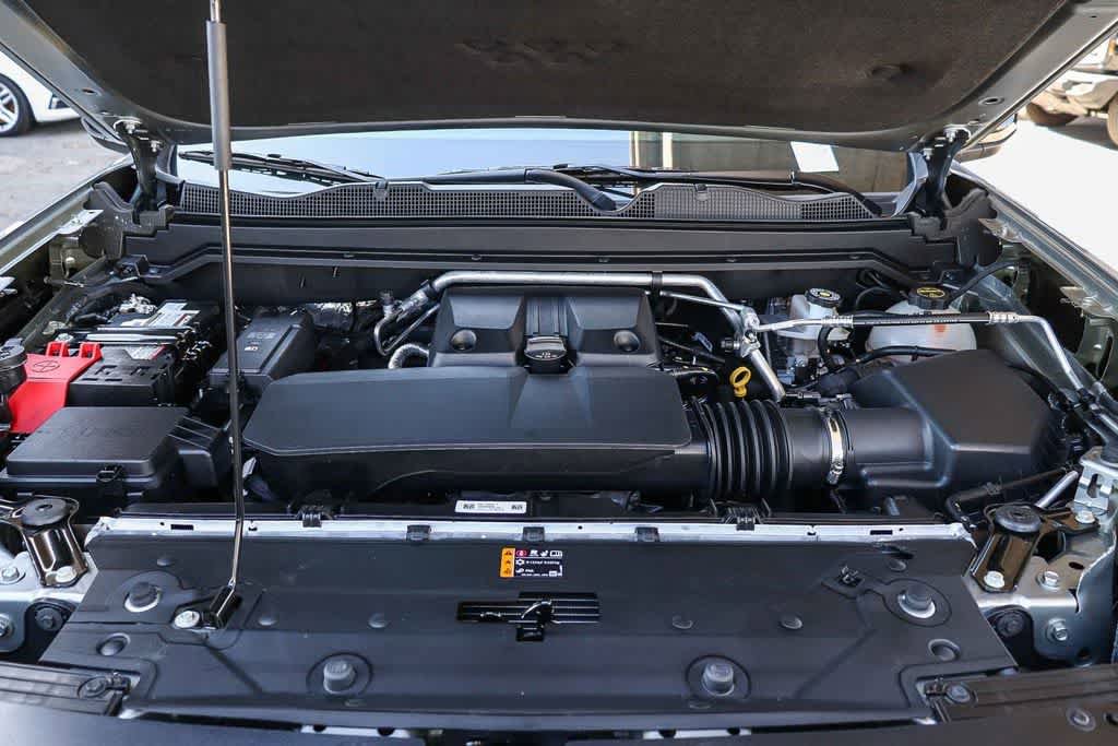 Used 2025 GMC Canyon Elevation w/ Convenience Package image 32