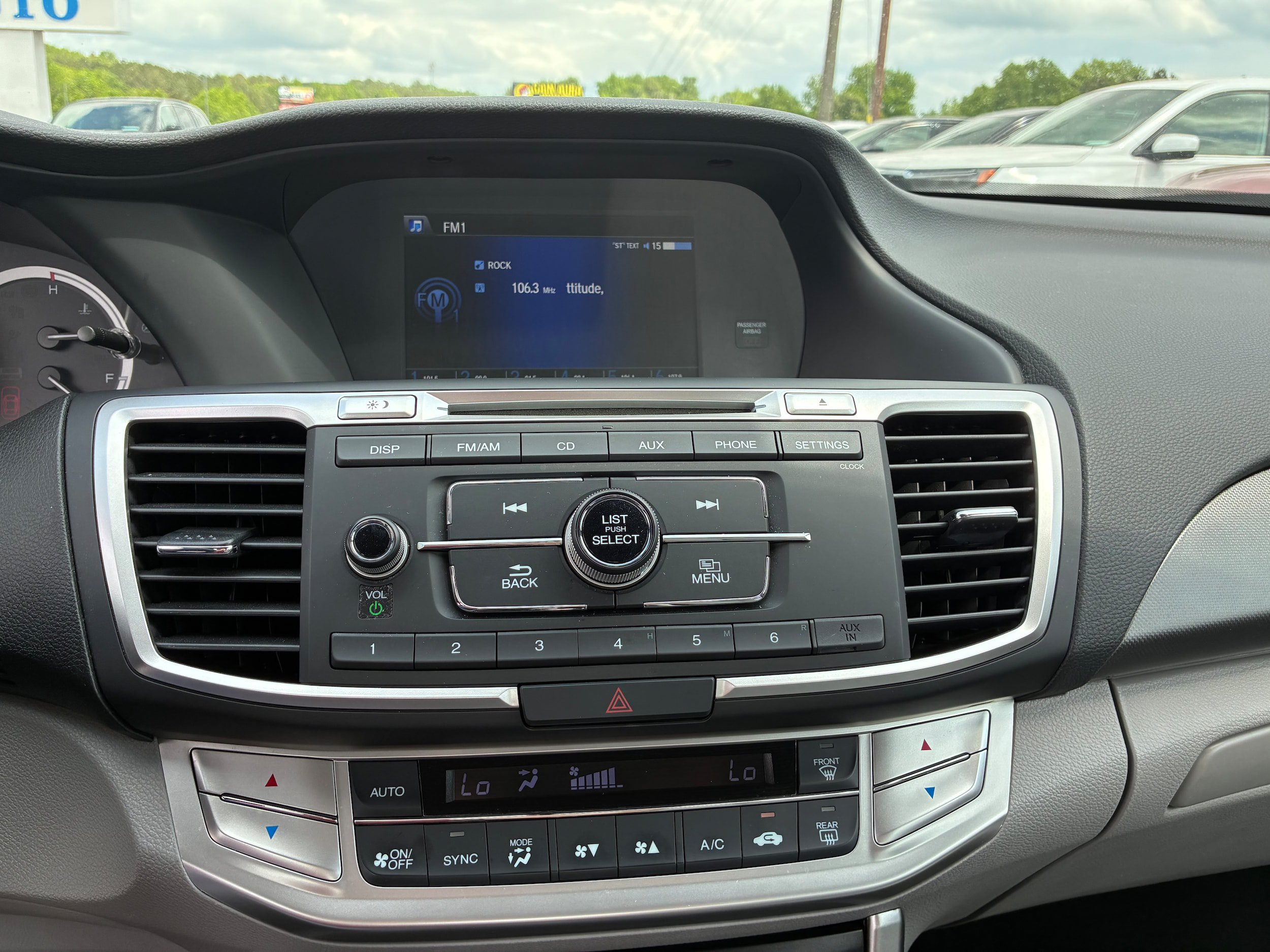 Used 2015 Honda Accord LX image 10