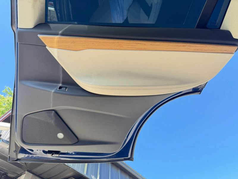 Used 2018 Tesla Model X 100D AWD/4WD image 29