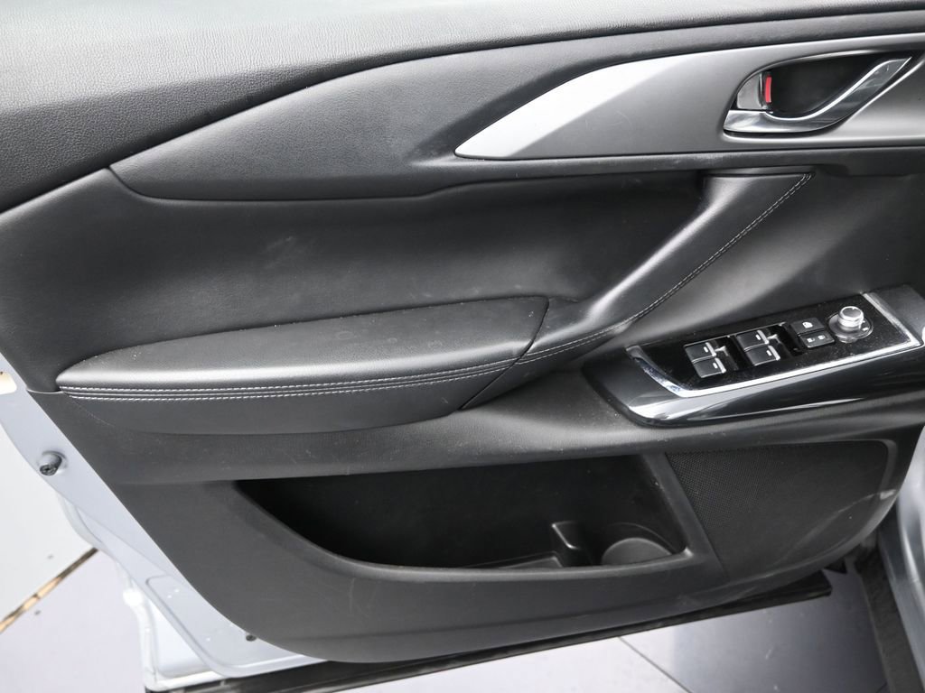 Used 2019 MAZDA CX-9 Touring image 12
