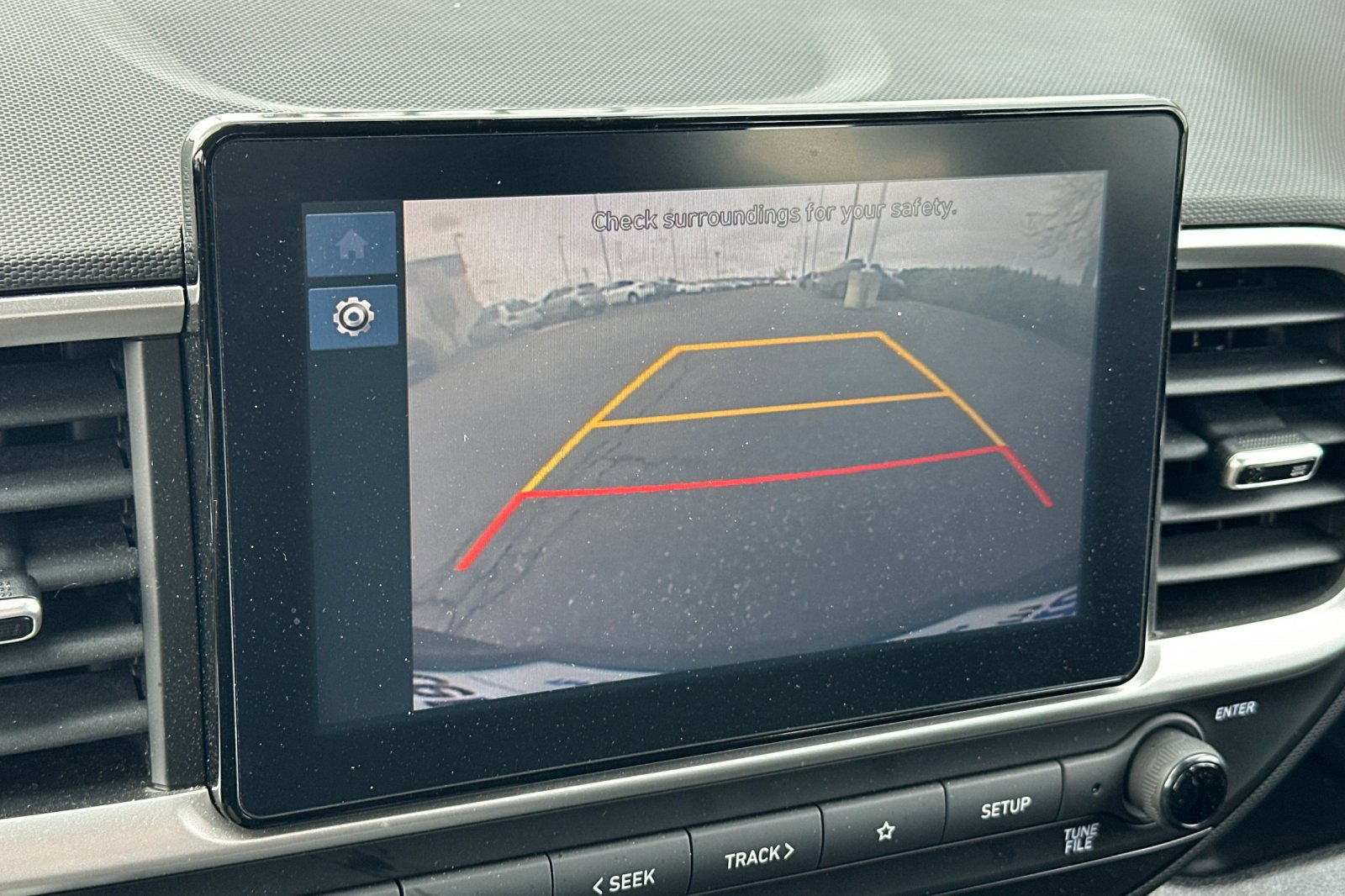 Used 2023 Hyundai Venue SE image 19