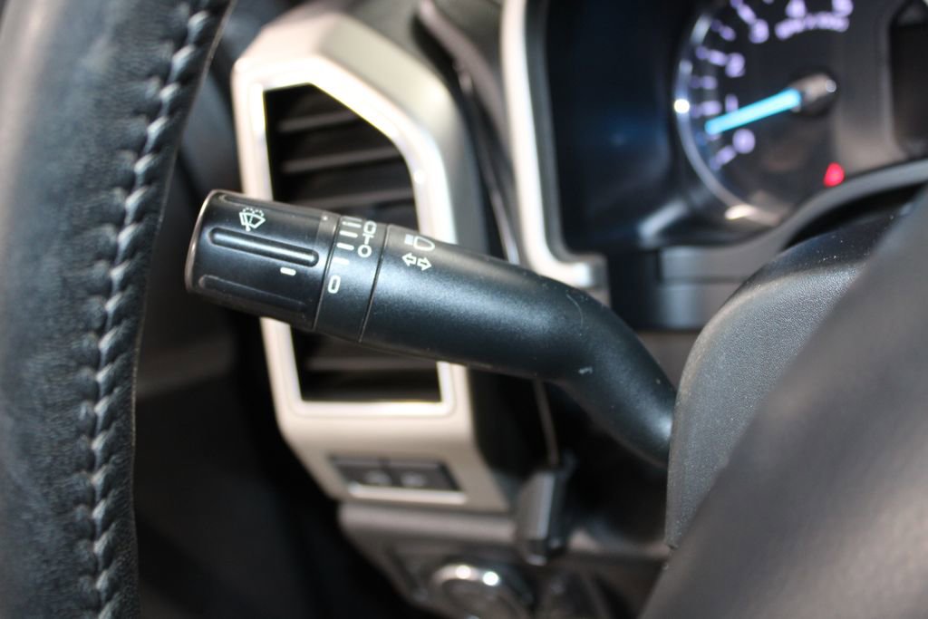 Used 2019 Ford F350 Lariat w/ Lariat Ultimate Package image 18