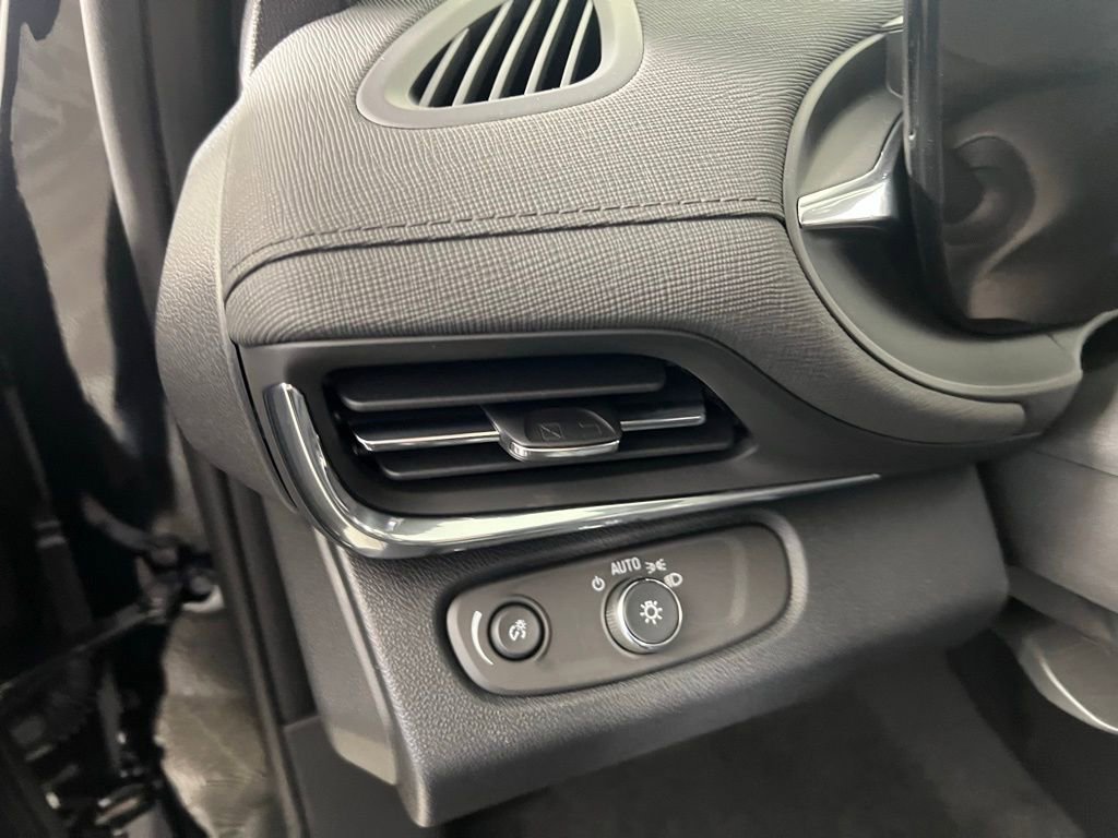 New 2025 Buick Envista Preferred w/ Convenience I Package FWD image 16