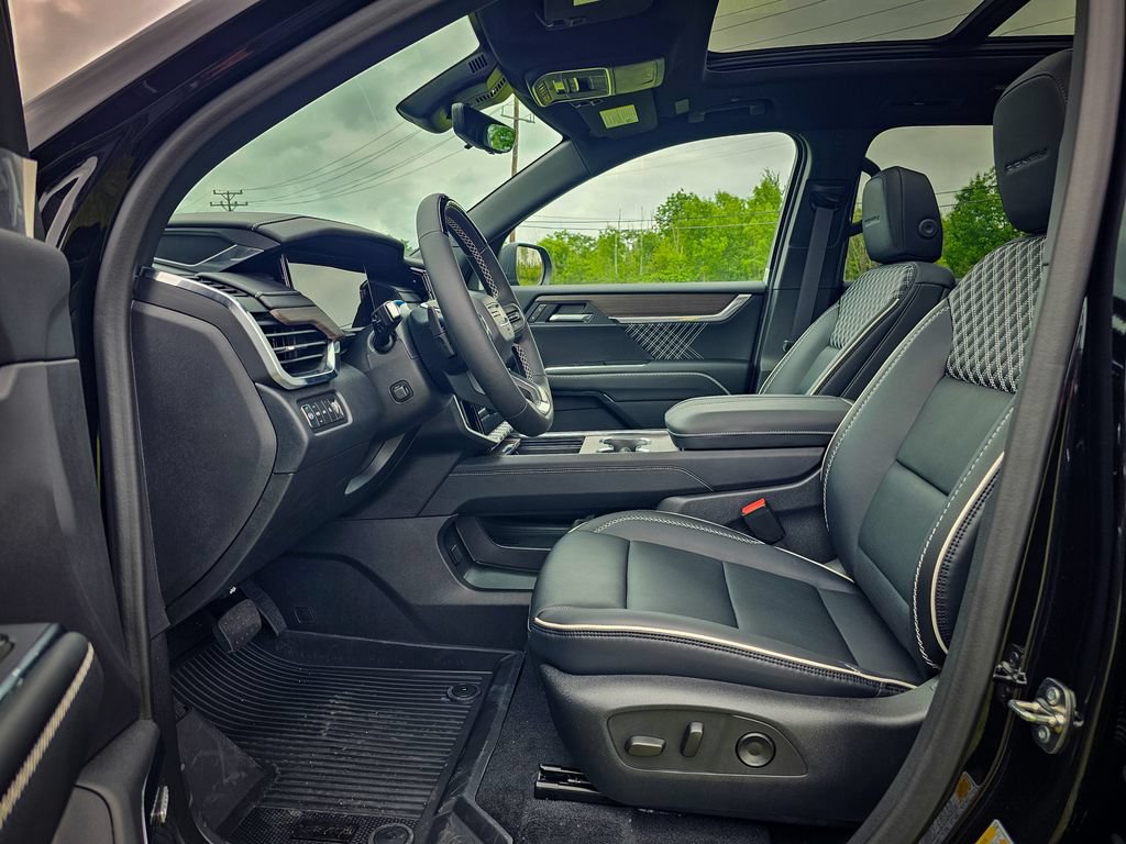 New 2026 GMC Acadia Denali w/ Super Cruise Package AWD/4WD image 14
