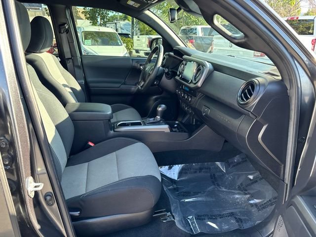 Used 2023 Toyota Tacoma TRD Off-Road AWD/4WD image 17