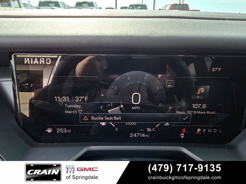Used 2025 GMC Acadia Elevation FWD image 15