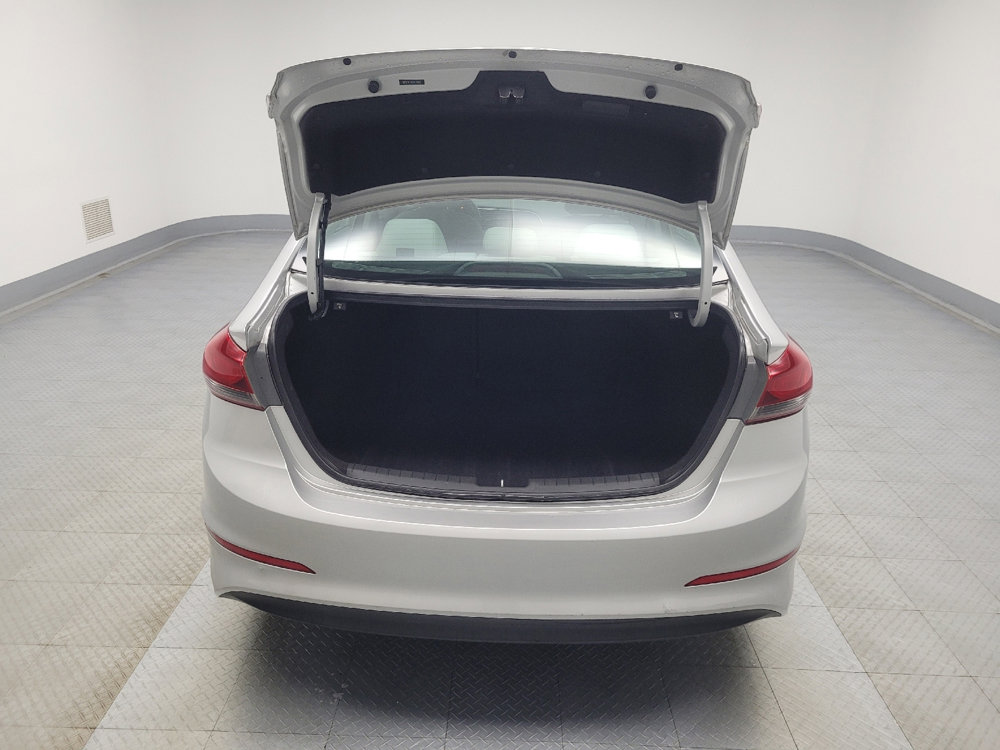Used 2017 Hyundai Elantra SE image 29