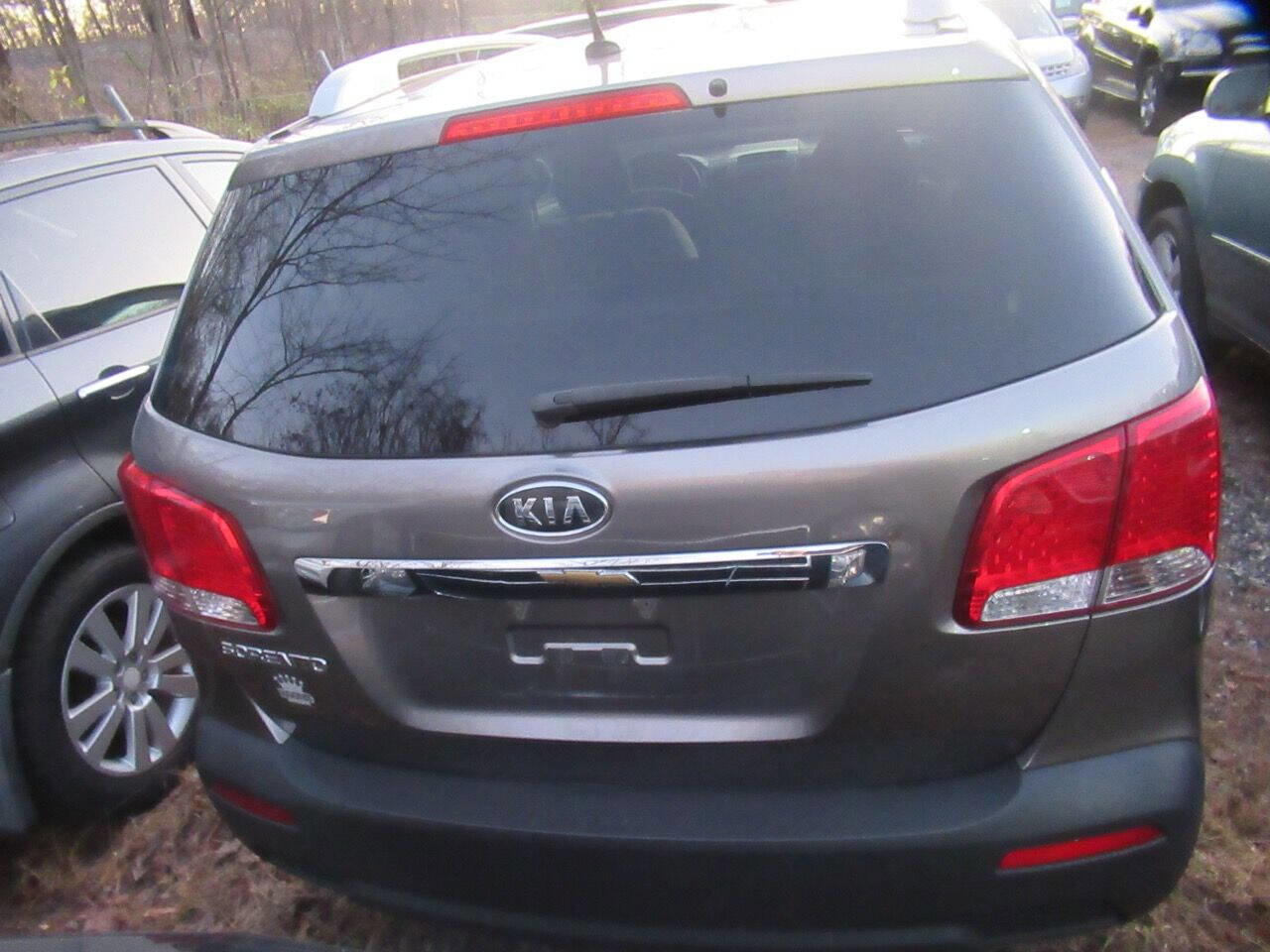 Used 2013 Kia Sorento LX image 6