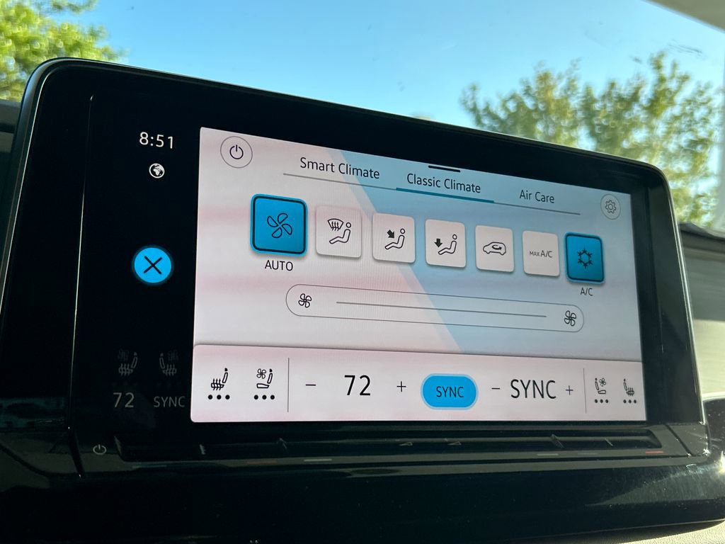 New 2026 Volkswagen Atlas Cross Sport SE image 27