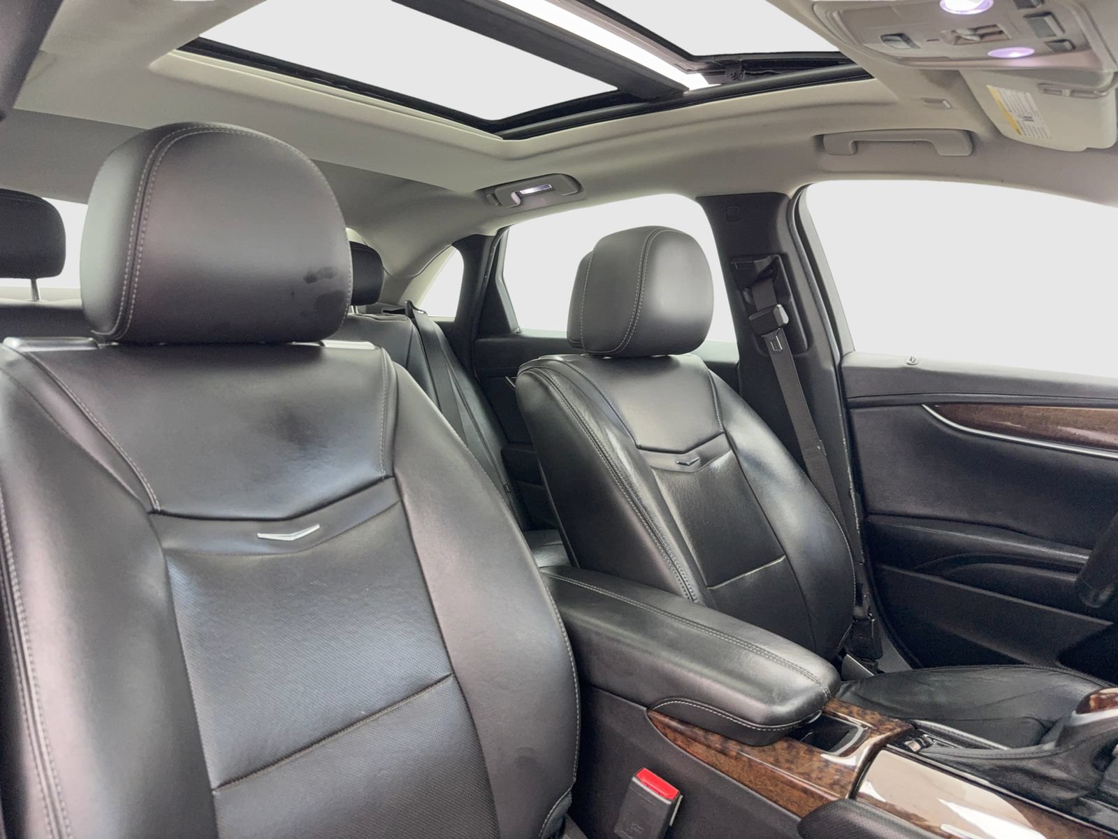 Used 2013 Cadillac XTS Premium FWD image 38