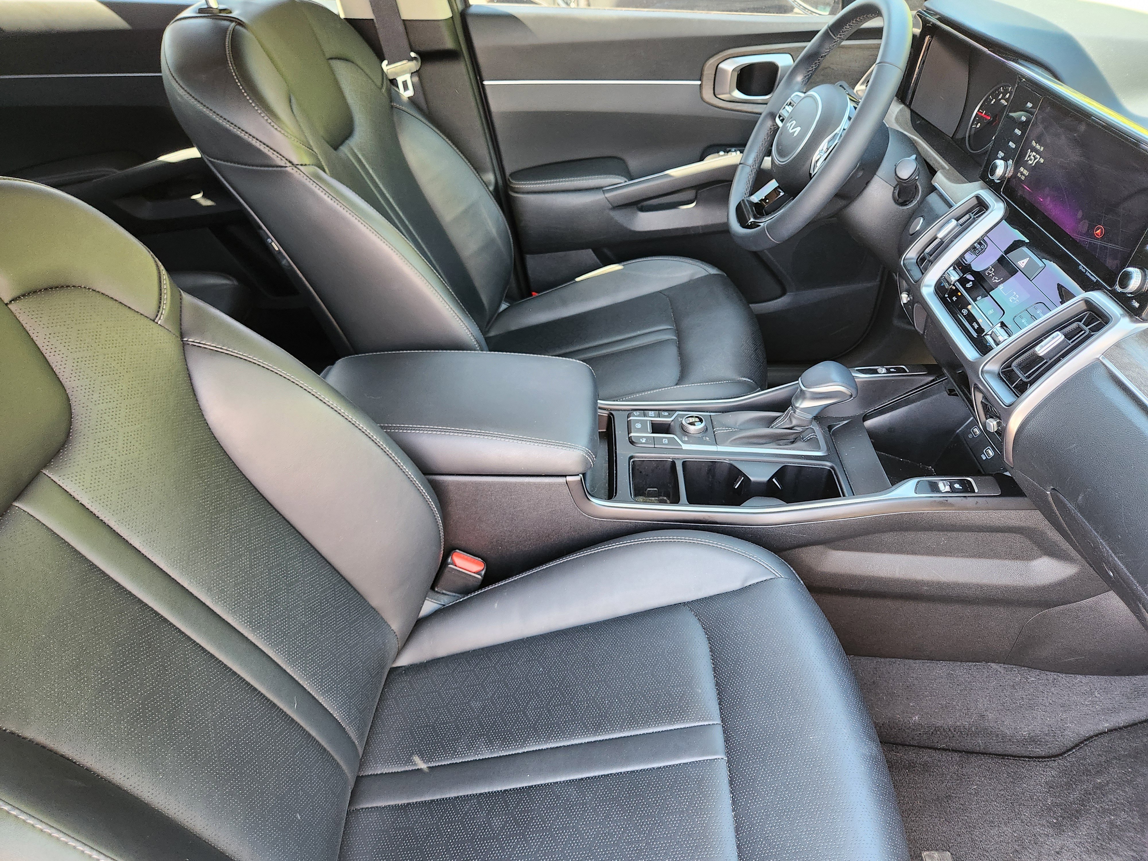 Used 2023 Kia Sorento X-Line EX image 28