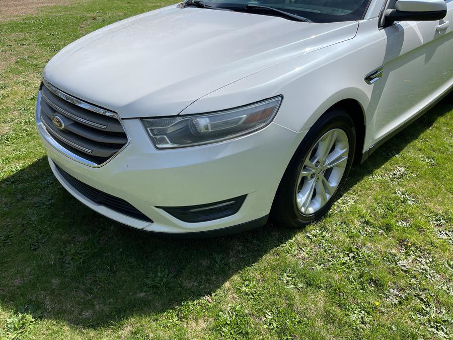 Used 2014 Ford Taurus SEL w/ Equipment Group 201A image 39