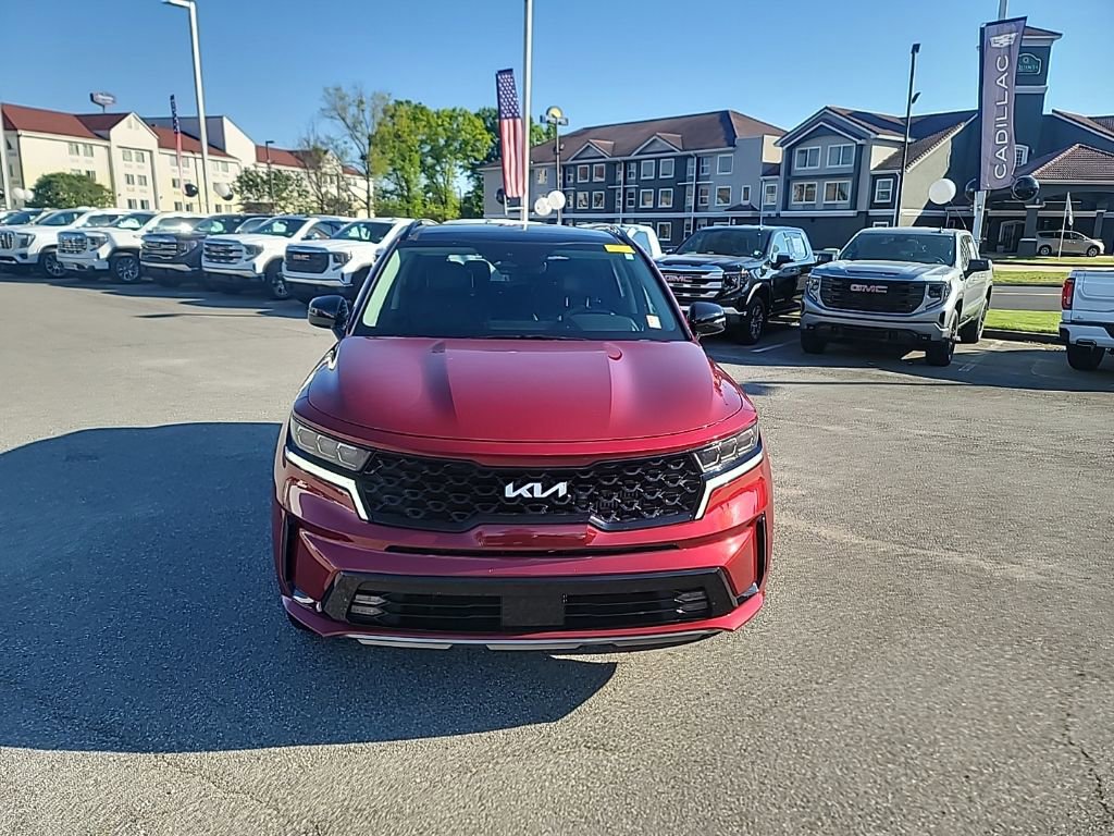 Certified 2023 Kia Sorento SX AWD/4WD image 2