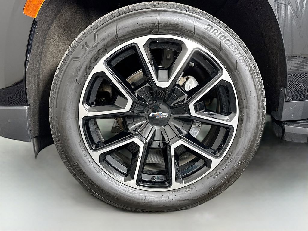 Used 2024 Chevrolet Tahoe RST w/ Luxury Package AWD/4WD image 33