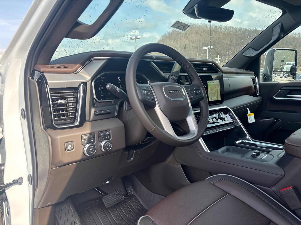 New 2026 GMC Sierra 2500 Denali w/ Denali Reserve Package image 13