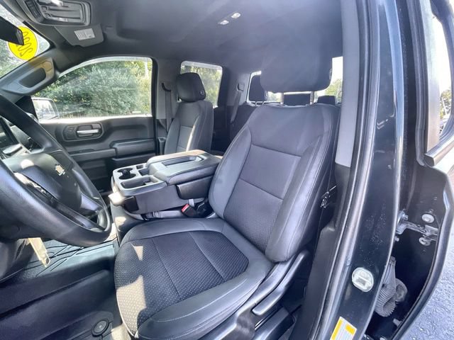 Used 2020 Chevrolet Silverado 1500 Custom w/ Custom Value Package AWD/4WD image 18