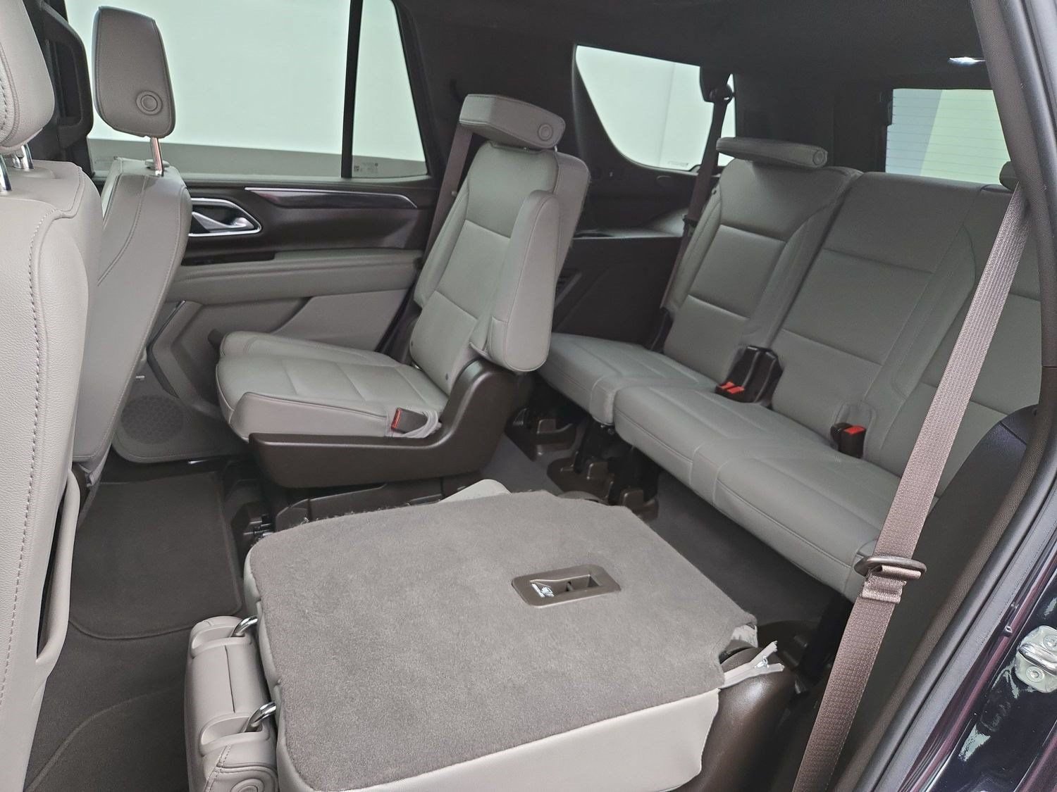 Used 2022 GMC Yukon SLT RWD image 19