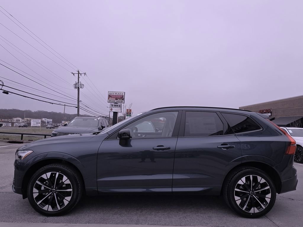 New 2026 Volvo XC60 B5 Ultra w/ Protection Package Premier AWD/4WD image 8